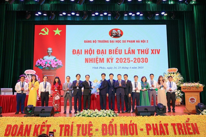 Đại hội đại biểu Đảng bộ Trường Đại học Sư phạm Hà Nội 2 lần thứ XIV, nhiệm kỳ 2025-2030: Đoàn kết - Trí tuệ - Đổi mới - Phát triển