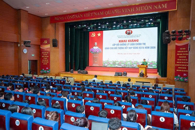 Khai giảng Khóa bồi dưỡng lý luận chính trị dành cho đối tượng kết nạp Đảng, năm 2026