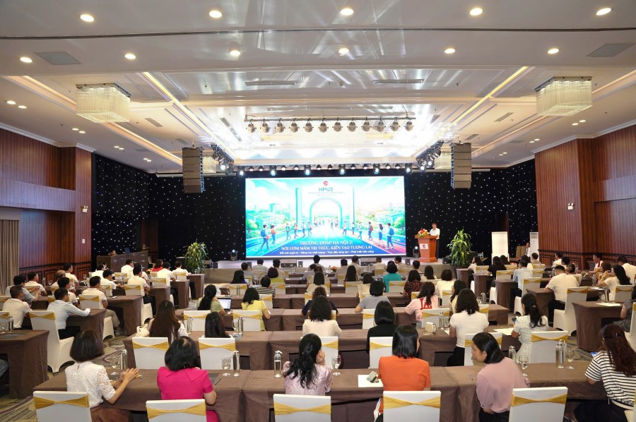 Hội nghị tổng kết năm học 2025-2026 và triển khai nhiệm vụ năm học 2026-2027
