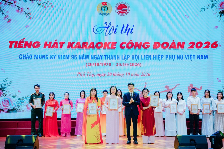 Rộn ràng chương trình Kỷ niệm 96 năm Ngày thành lập Hội LHPN Việt Nam và Hội thi Tiếng hát Karaoke Công đoàn